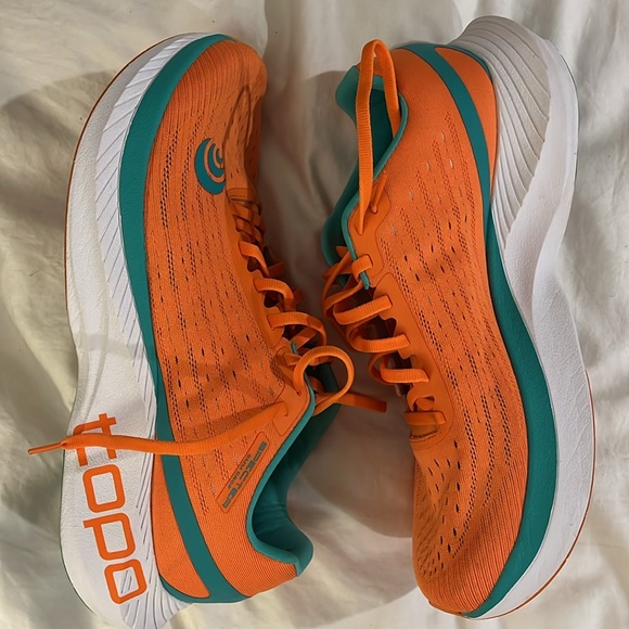 Topo Men’s Specter Running Shoe (size 10.5, Orange/Seafoam), basically NWOT - Picture 2 of 6